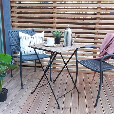 Apartman Goodson & Red Pronksi *