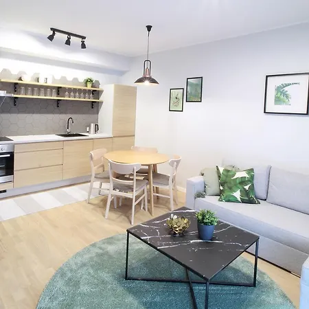 Goodson & Red Pronksi Apartman