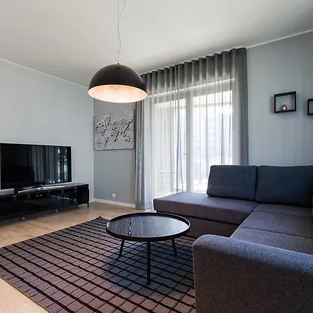 Goodson & Red Pronksi Apartman