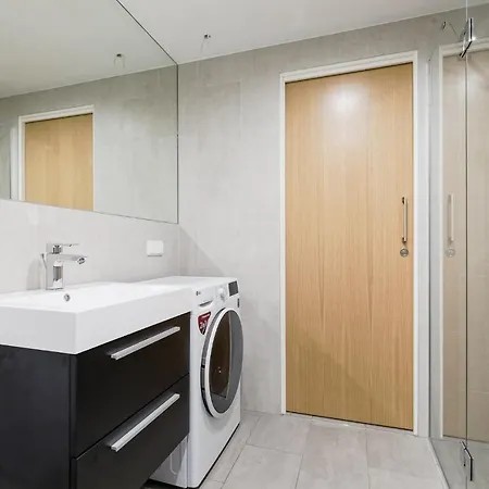 Apartman Goodson & Red Pronksi *