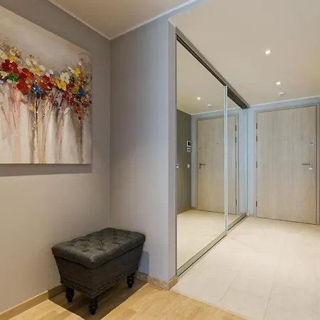 Goodson & Red Pronksi Appartement