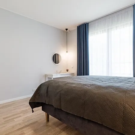 Apartman Goodson & Red Pronksi *